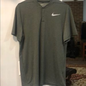 Nike Dry Fit Transition Collar Men’s Shirt